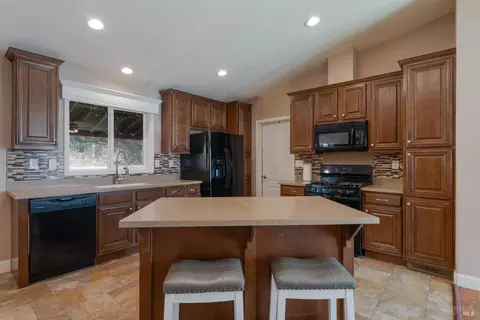 3437 Sol Ln, Ukiah, CA 95482 photo 5