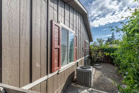 3437 Sol Ln, Ukiah, CA 95482 photo 16