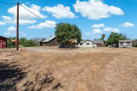 Exterior - 4694 Baker Rd, Winters, CA 95694 photo 17 of 22