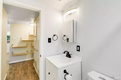 Bath - 3037 Bertram Ct, Concord, CA 94520 photo 2 of 4