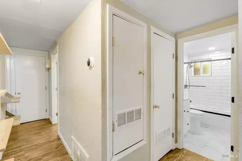 Entry Way - 3037 Bertram Ct, Concord, CA 94520 photo 1 of 2