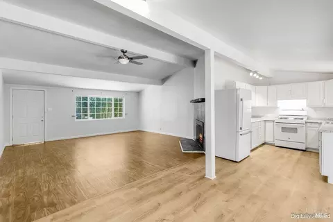 Living - 3037 Bertram Ct, Concord, CA 94520 photo 7 of 9