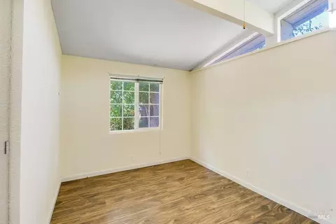 Bedroom - 3037 Bertram Ct, Concord, CA 94520 photo 6 of 7