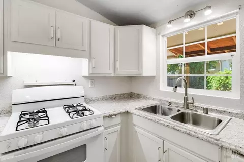 Kitchen - 3037 Bertram Ct, Concord, CA 94520 photo 4 of 4