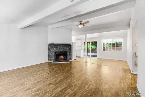 Living - 3037 Bertram Ct, Concord, CA 94520 photo 2 of 9