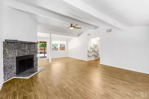 Living - 3037 Bertram Ct, Concord, CA 94520 photo 6 of 9