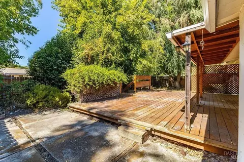 Exterior - 3037 Bertram Ct, Concord, CA 94520 photo 6 of 11