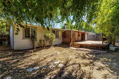 Exterior - 3037 Bertram Ct, Concord, CA 94520 photo 9 of 11