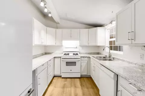Kitchen - 3037 Bertram Ct, Concord, CA 94520 photo 1 of 4