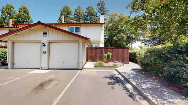 4571 Harbor Ln, Rohnert Park, CA 94928