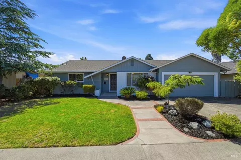 1835 Tisserand Dr, Santa Rosa, CA 95405