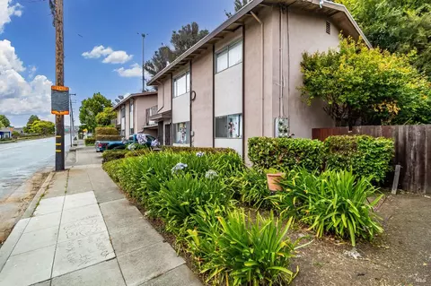 450 44th St, Richmond, CA 94805