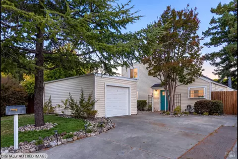 116 Saratoga Ct, Petaluma, CA 94954
