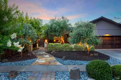 Exterior - 685 Vischer Ct, Sonoma, CA 95476 photo 15 of 20