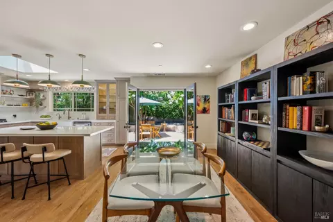 Dining - 685 Vischer Ct, Sonoma, CA 95476 photo 1 of 1