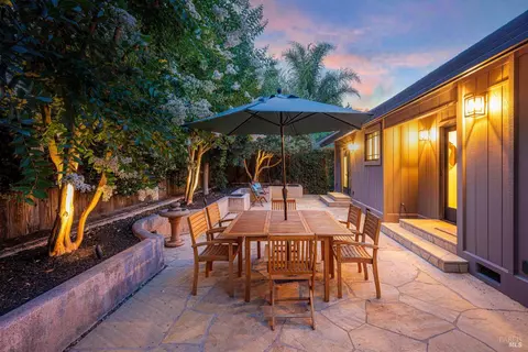 Exterior - 685 Vischer Ct, Sonoma, CA 95476 photo 18 of 20