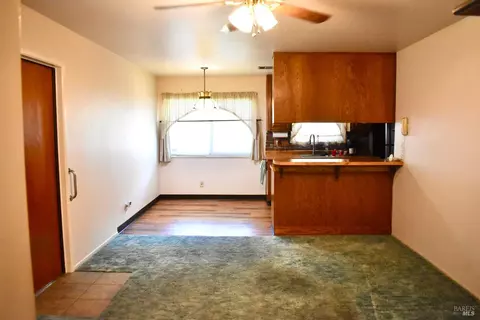 Living - 735 Tobin Dr, Vallejo, CA 94589 photo 7 of 7