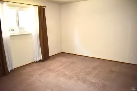 Bedroom - 735 Tobin Dr, Vallejo, CA 94589 photo 3 of 4