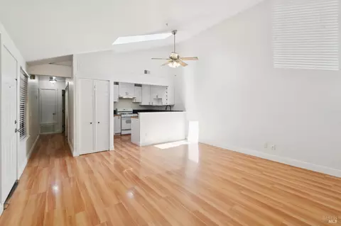 Living - 850 E Cotati Ave #15, Cotati, CA 94931 photo 2 of 7