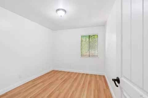 Bedroom - 850 E Cotati Ave #15, Cotati, CA 94931 photo 3 of 5