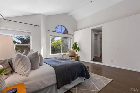 Bedroom - 316 Windflower Ct, Windsor, CA 95492 photo 4 of 9