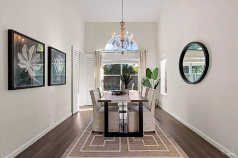 Dining - 316 Windflower Ct, Windsor, CA 95492 photo 1 of 5