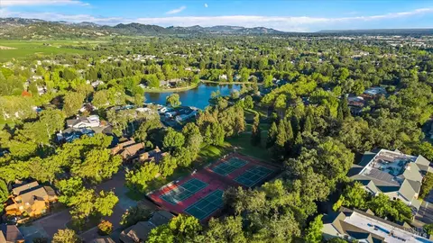 View/Area - 316 Windflower Ct, Windsor, CA 95492 photo 6 of 11