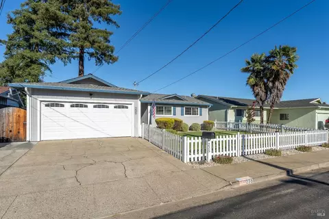 Exterior - 235 Pomo Dr, Ukiah, CA 95482 photo 15 of 15