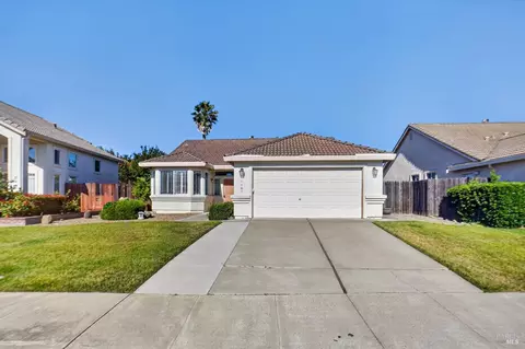 308 Perkins Ct, Suisun City, CA 94585