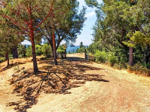 1800 Holmes Ranch Rd, Philo, CA 95466 photo 32