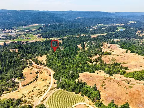 View/Area - 1800 Holmes Ranch Rd, Philo, CA 95466 photo 3 of 4