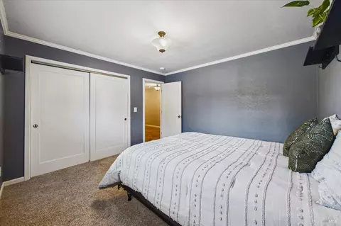 Bedroom - 1550 Chabot Ct, Eureka, CA 95503 photo 4 of 6