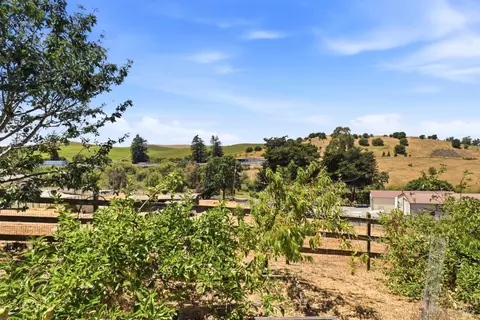 Exterior - 9160 Water Rd, Cotati, CA 94931 photo 17 of 20