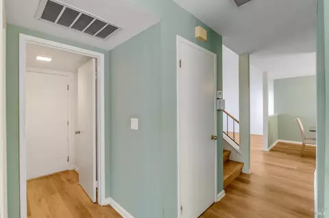 Entry Way - 133 Haviture Way, Vallejo, CA 94589 photo 2 of 7