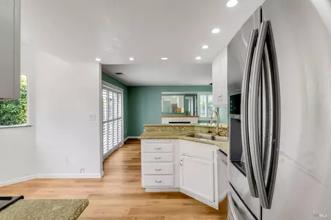 Kitchen - 133 Haviture Way, Vallejo, CA 94589 photo 1 of 7