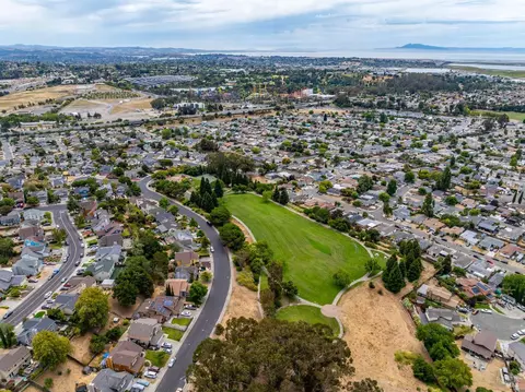 View/Area - 133 Haviture Way, Vallejo, CA 94589 photo 10 of 12