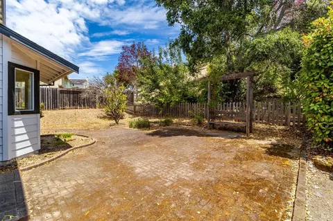 Exterior - 133 Haviture Way, Vallejo, CA 94589 photo 11 of 17
