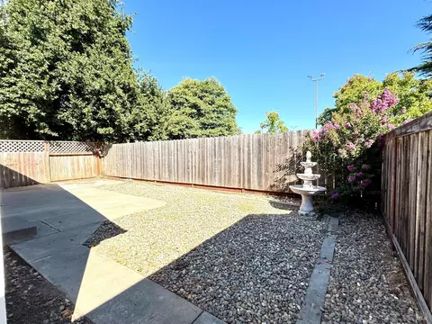 2012 Devonshire Dr, Napa, CA 94558 photo 13
