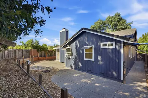 Exterior - 7095 Hastings Pl, Windsor, CA 95492 photo 8 of 8