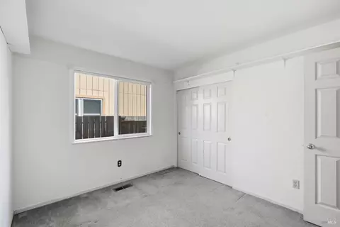 Bedroom - 7095 Hastings Pl, Windsor, CA 95492 photo 3 of 5