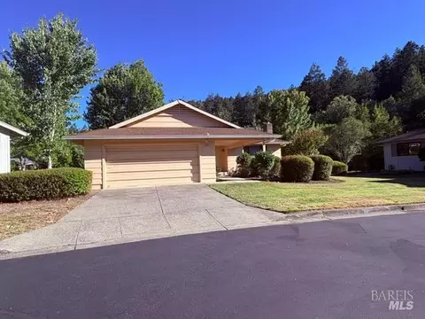 6336 Stone Bridge Rd, Santa Rosa, CA 95409