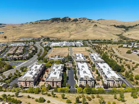 View/Area - 1135 Symphony Way, Vallejo, CA 94591 photo 4 of 4