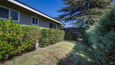 Exterior - 2050 Ramsay Ct, Fairfield, CA 94534 photo 11 of 13