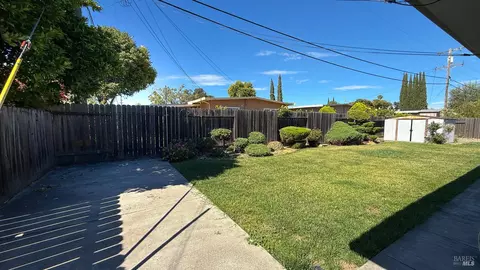 Exterior - 1210 Coolidge St, Fairfield, CA 94533 photo 3 of 9
