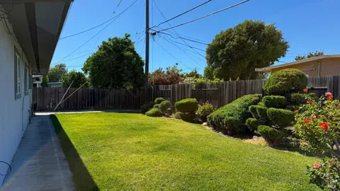Exterior - 1210 Coolidge St, Fairfield, CA 94533 photo 5 of 9