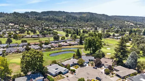 189 Oak Shadow Dr, Santa Rosa, CA 95409