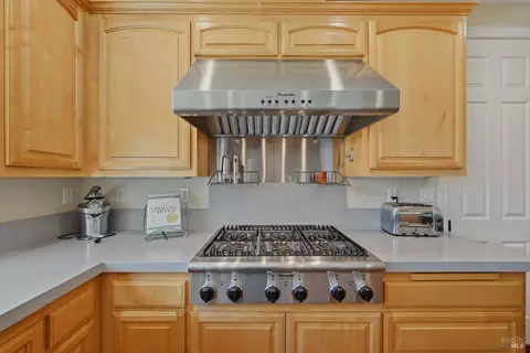 Kitchen - 5 Silverstone Ct, Napa, CA 94558 photo 3 of 6