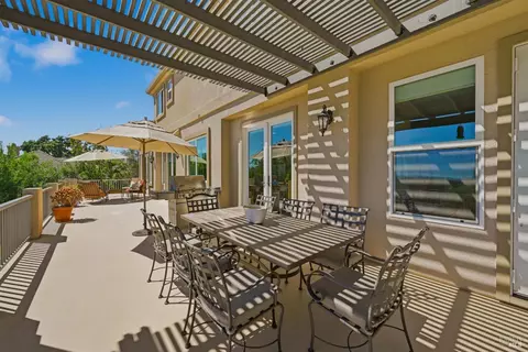 Exterior - 5 Silverstone Ct, Napa, CA 94558 photo 10 of 22
