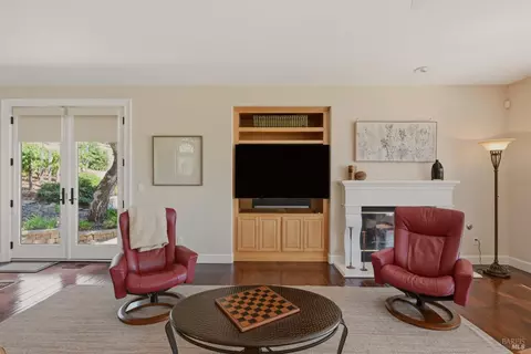 Living - 5 Silverstone Ct, Napa, CA 94558 photo 8 of 8