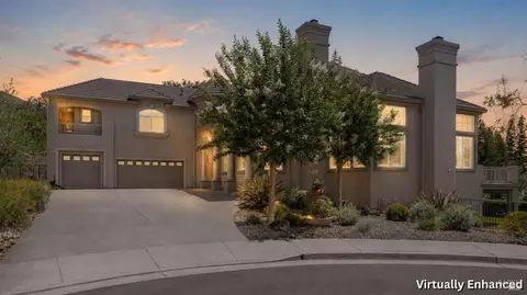 5 Silverstone Ct, Napa, CA 94558